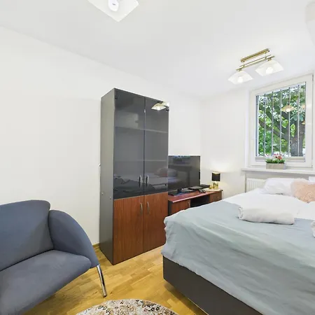 Platynowa 6 Superapart * Warszawa